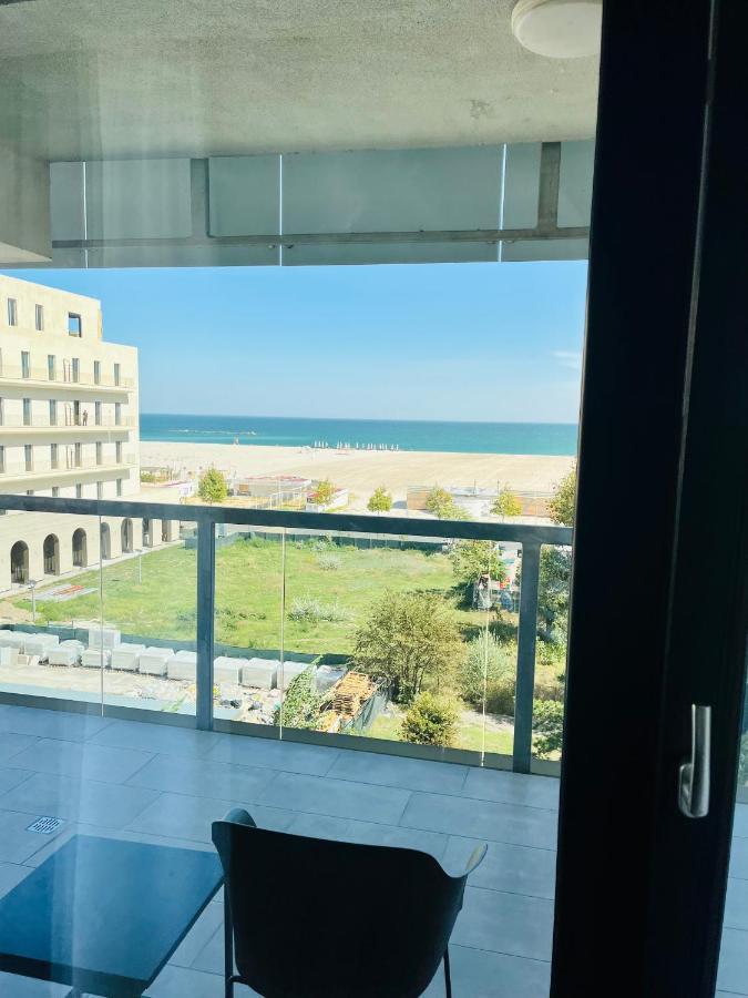 Beach Vibe Mamaia By The Sea Exterior foto